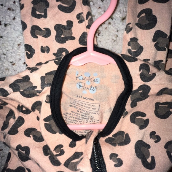 Kickee Pants Bamboo Sleeper 9-12 Months - Picture 3 of 4